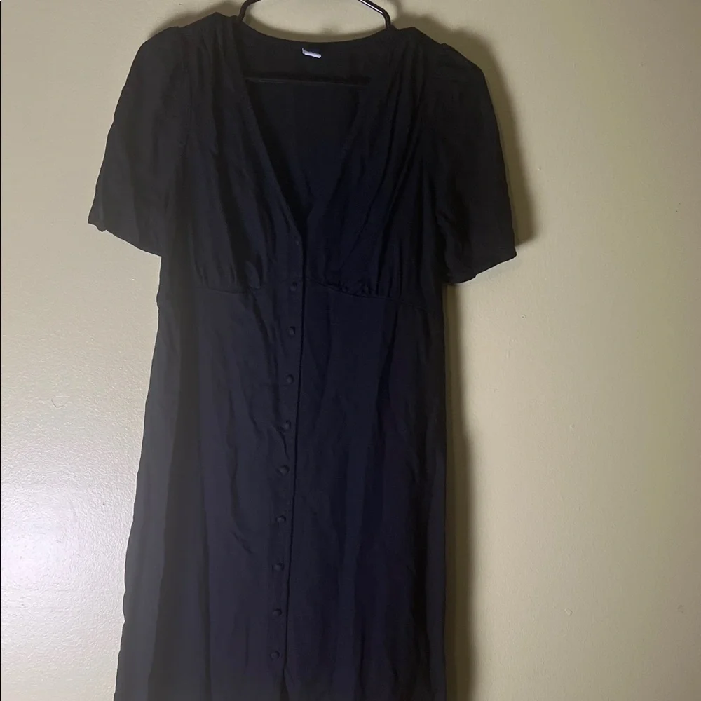 Old Navy Classic Black Dress